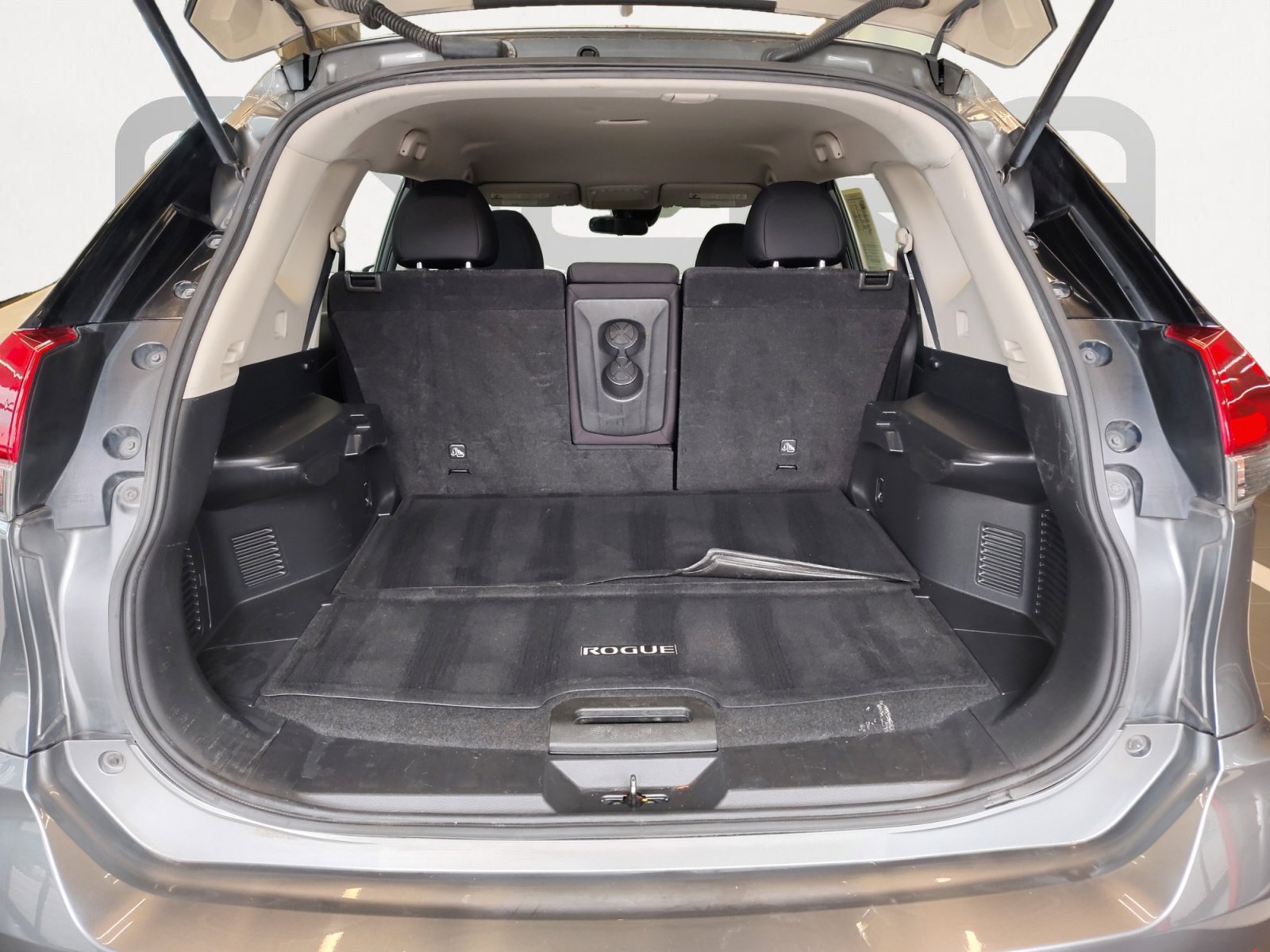 Used 2019 Gun Metallic Nissan S image 15