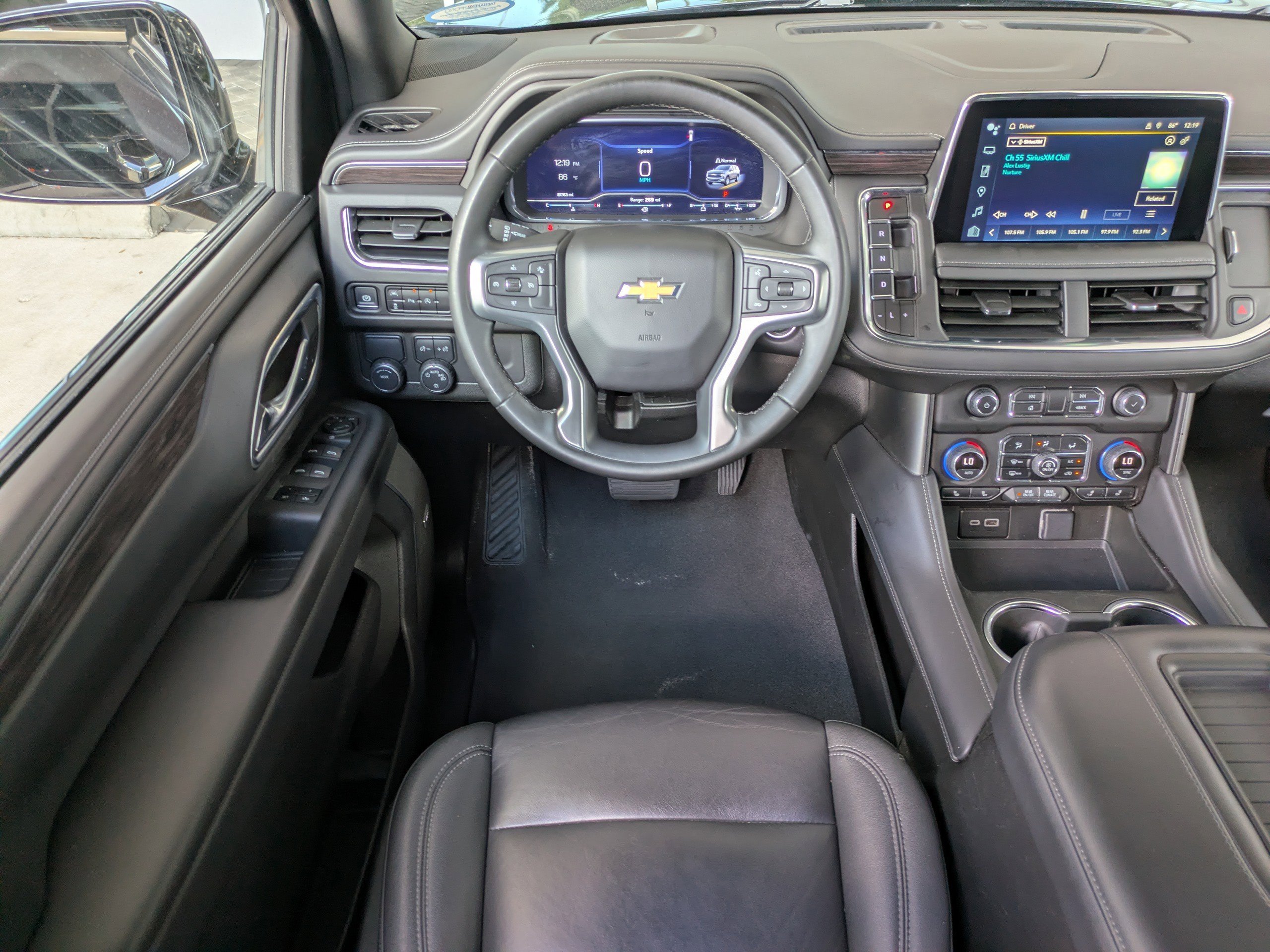 Used 2024 Midnight Blue Metallic Chevrolet LT image 18