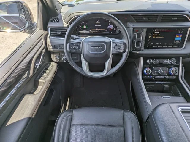 Used 2023 Onyx Black GMC Denali image 16