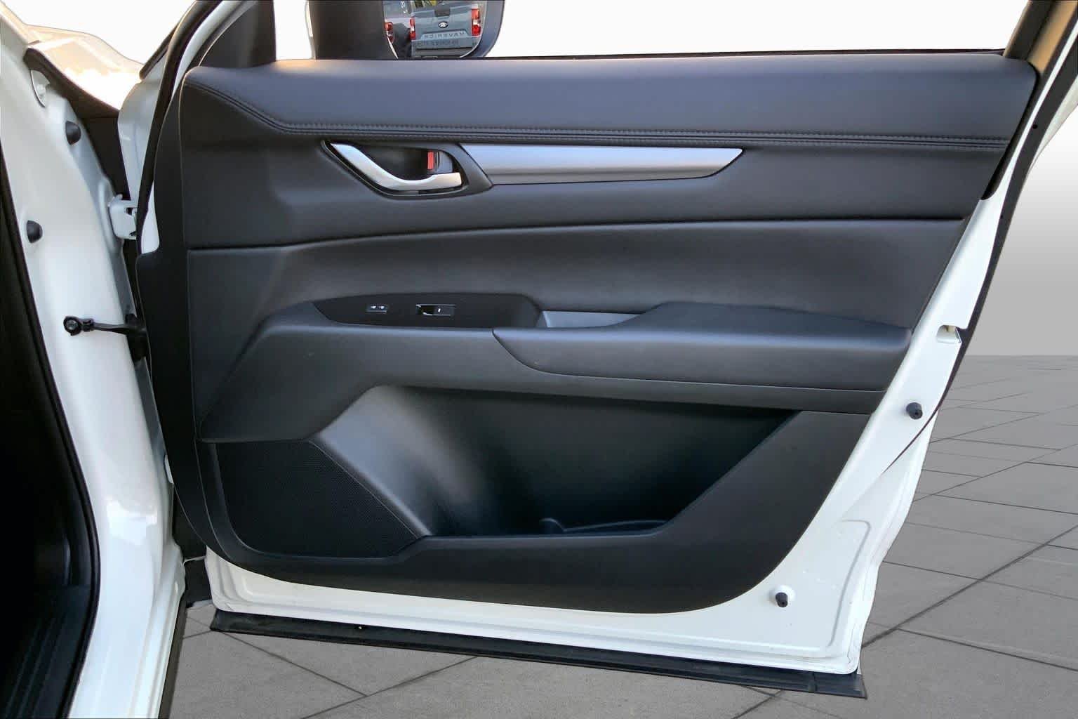 Used 2025 Rhodium White Metallic Mazda 2.5 S Preferred Package image 21