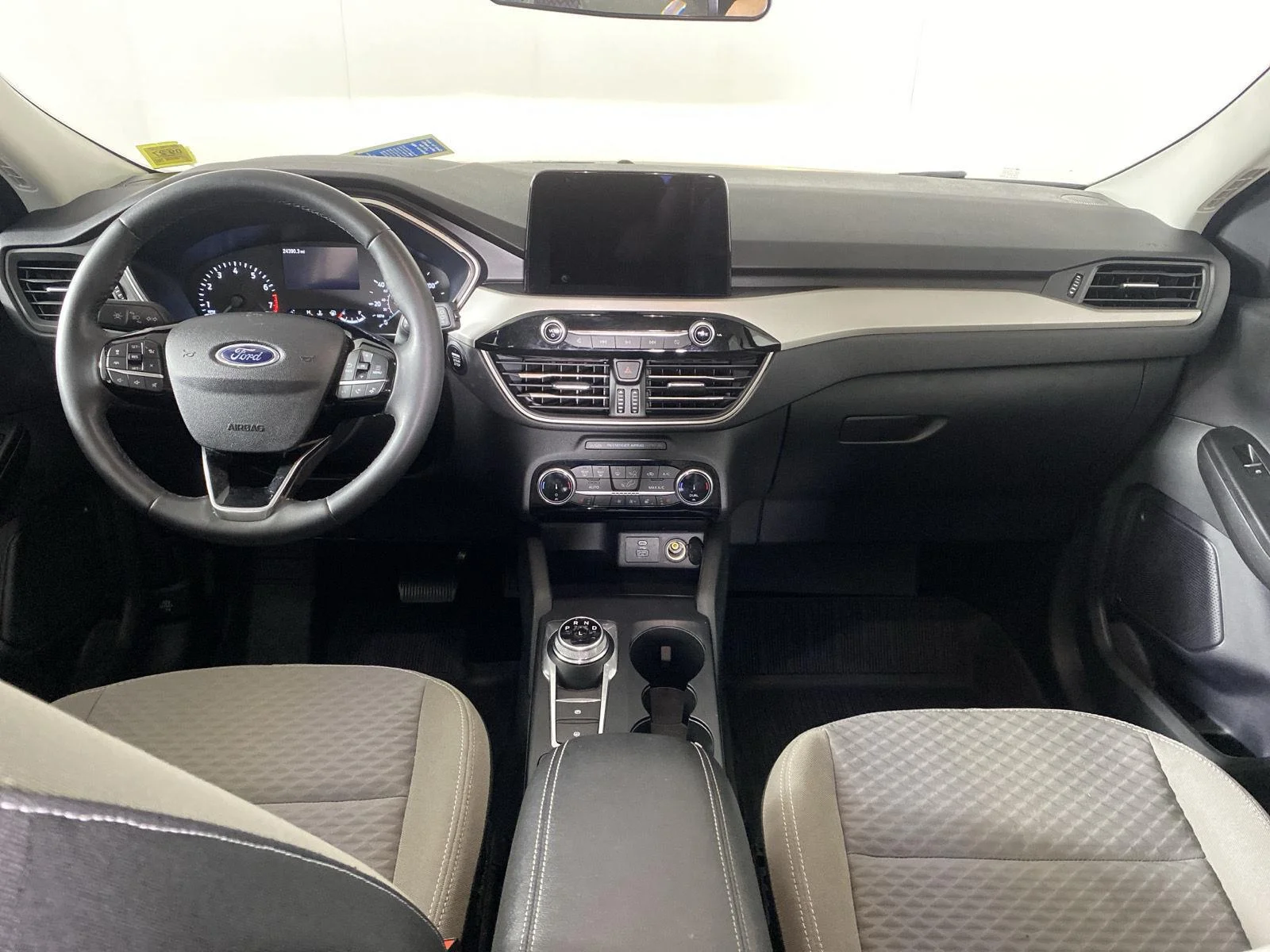 Used 2022 Carbonized Gray Ford SE image 2