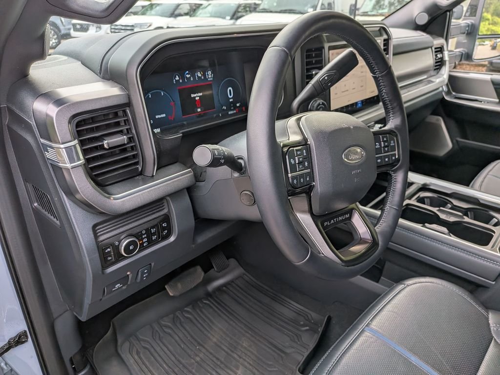New 2026 Glacier Gray Metallic Tri-Coat Ford F-250® Platinum® image 35