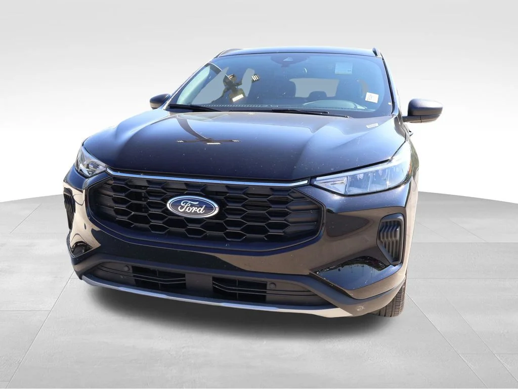 Certified Used 2026 Black Metallic Ford ST-Line image 4