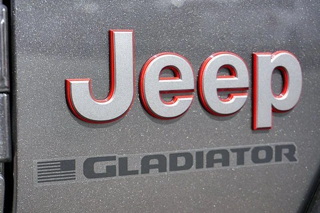 New 2026 Granite Crystal Metallic Clear-Coat Exterior Paint Jeep Rubicon image 12