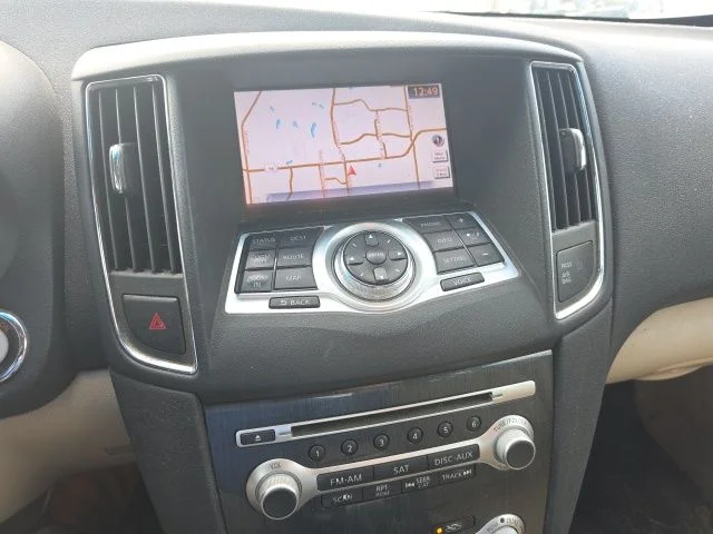 Used 2013 White Nissan 3.5 SV image 14