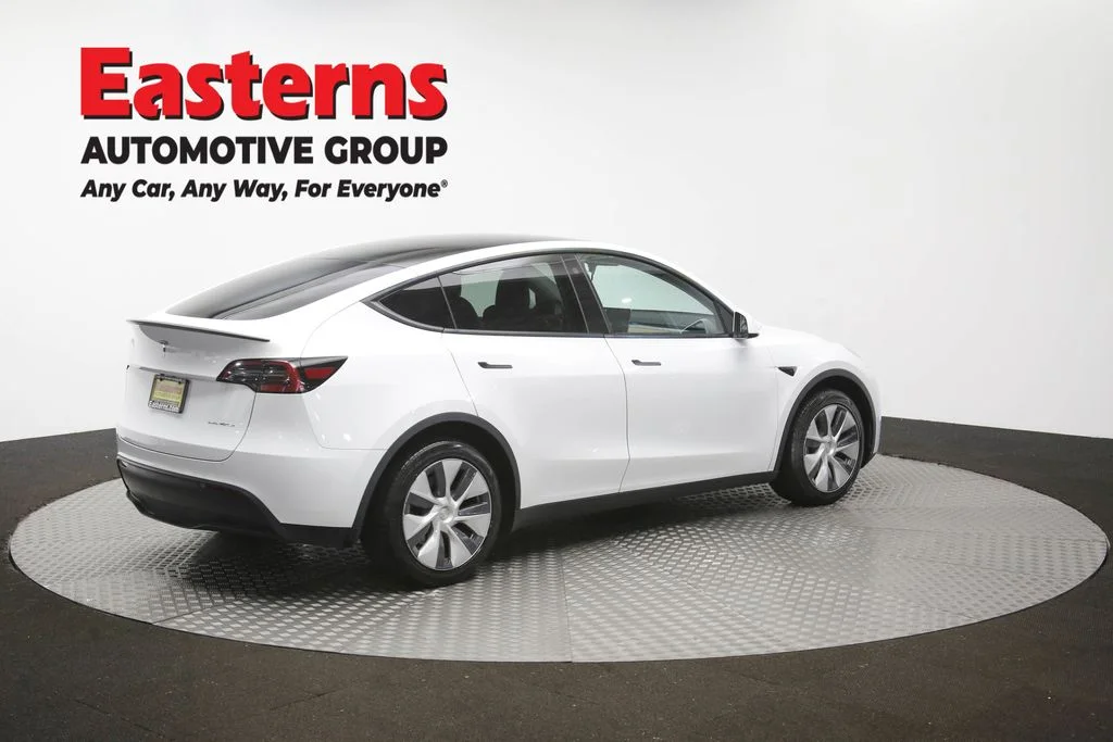 Used 2023 White Tesla Long Range image 36