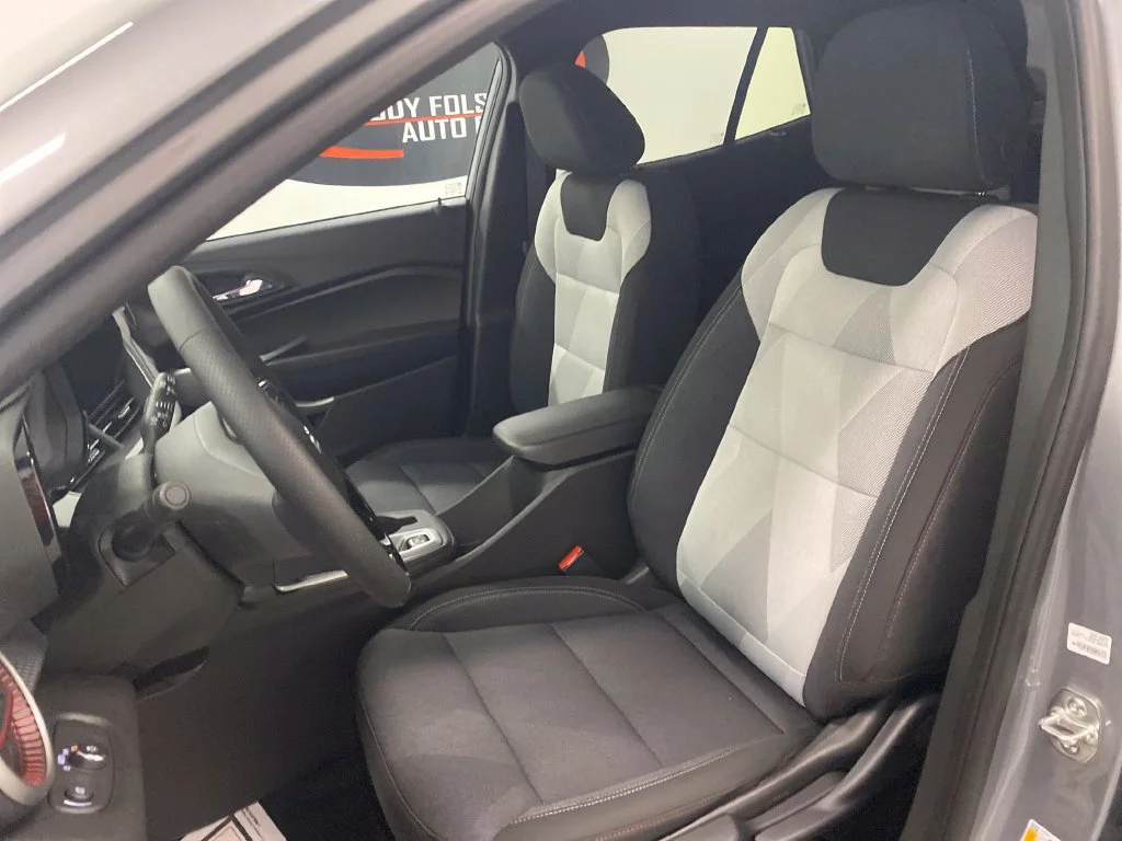 2026 Chevrolet Trax RS - Photo 14