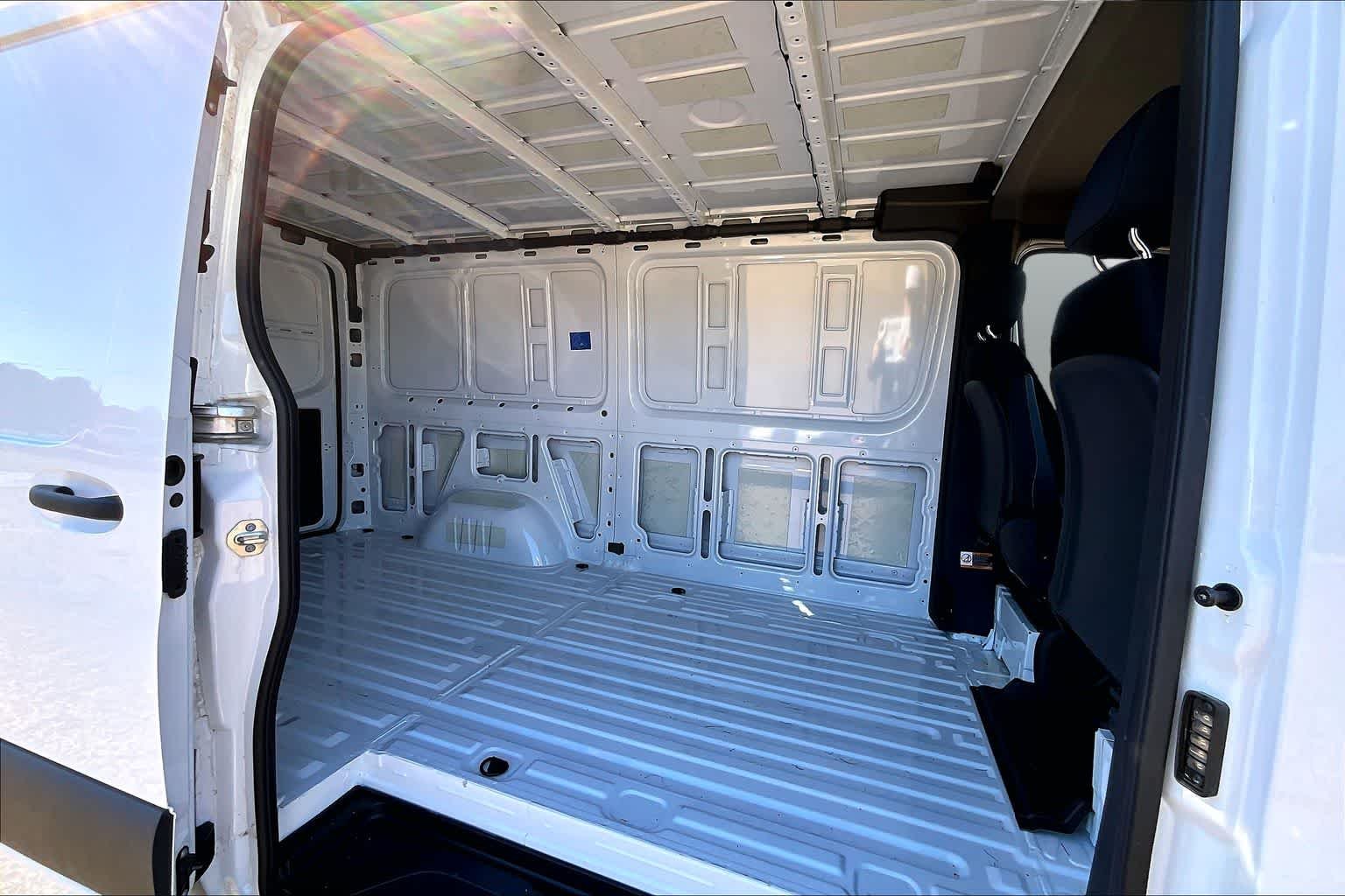 Used 2024 Arctic White Mercedes-Benz  image 20