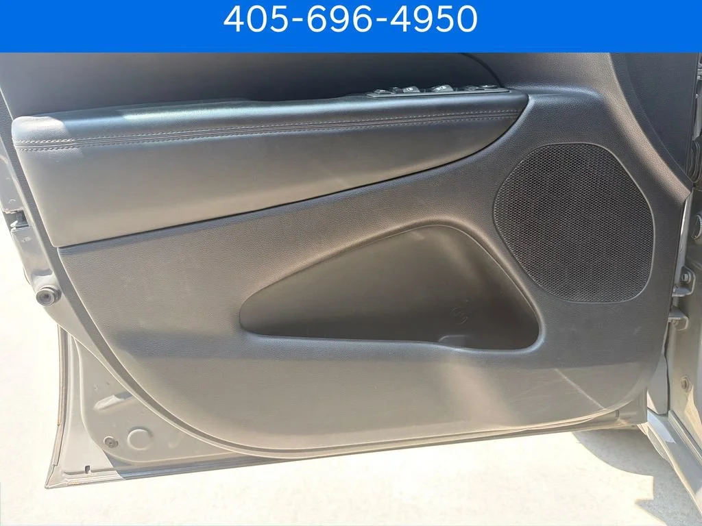 Pre-Owned 2022 Jeep Grand Cherokee WK Laredo X