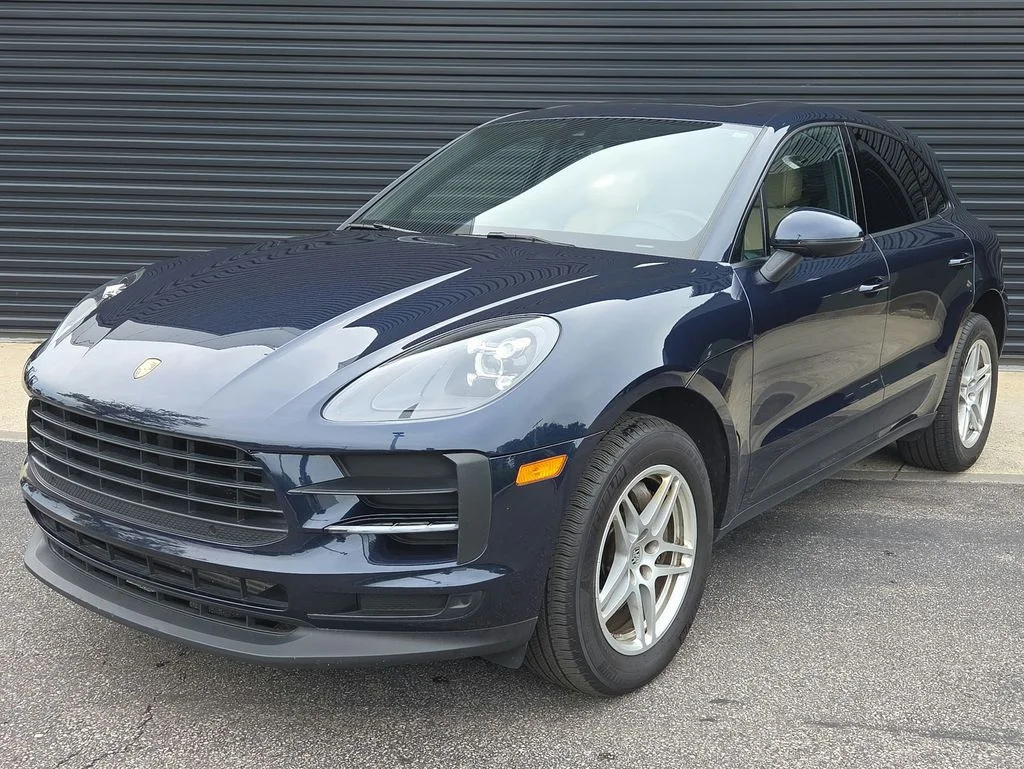 2021 Porsche Macan -'s photo