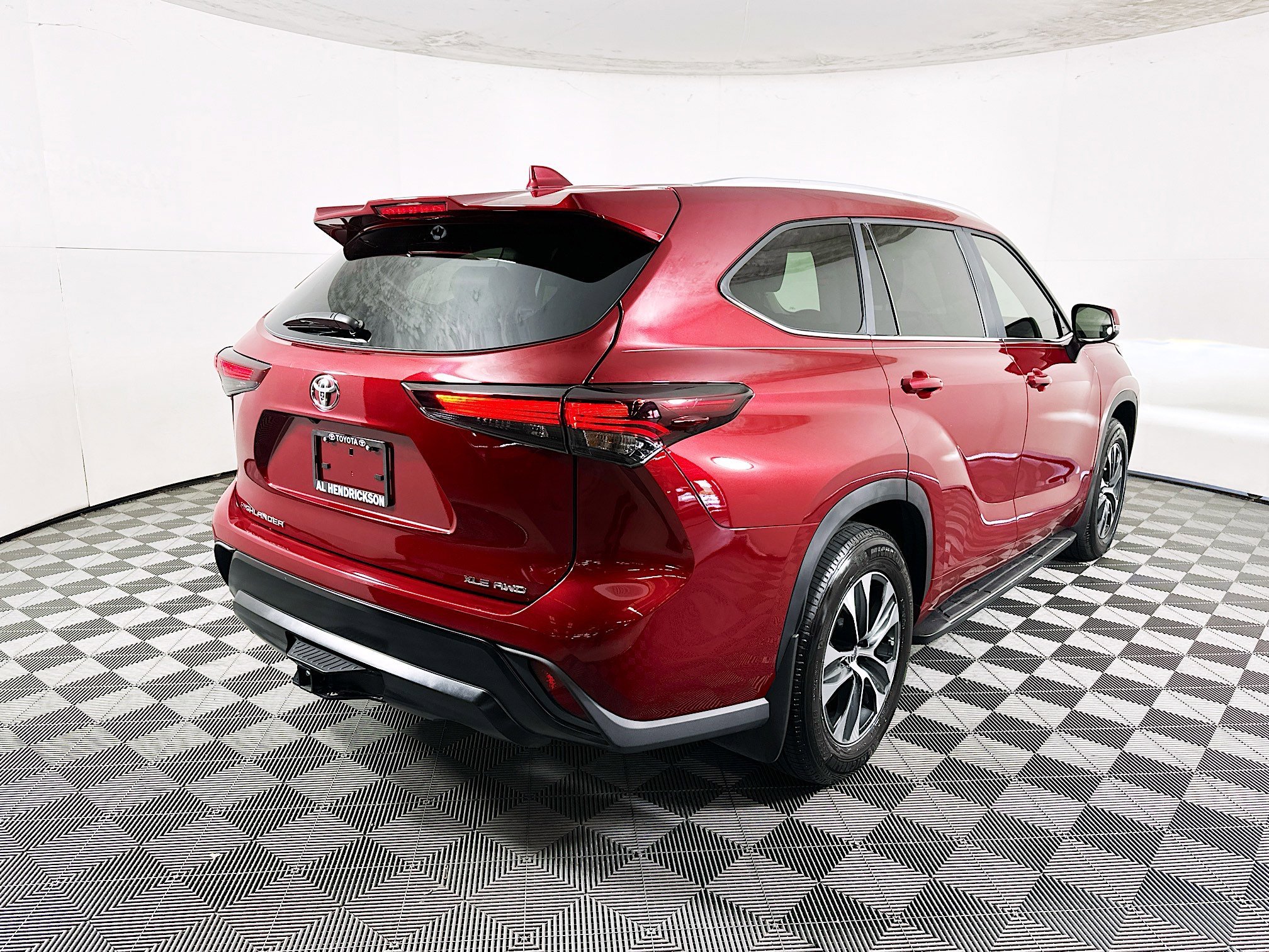 2026 Toyota Highlander thumbnail 5