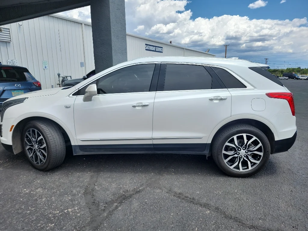Used 2019 Crystal White Tricoat Cadillac Premium Luxury AWD image 33