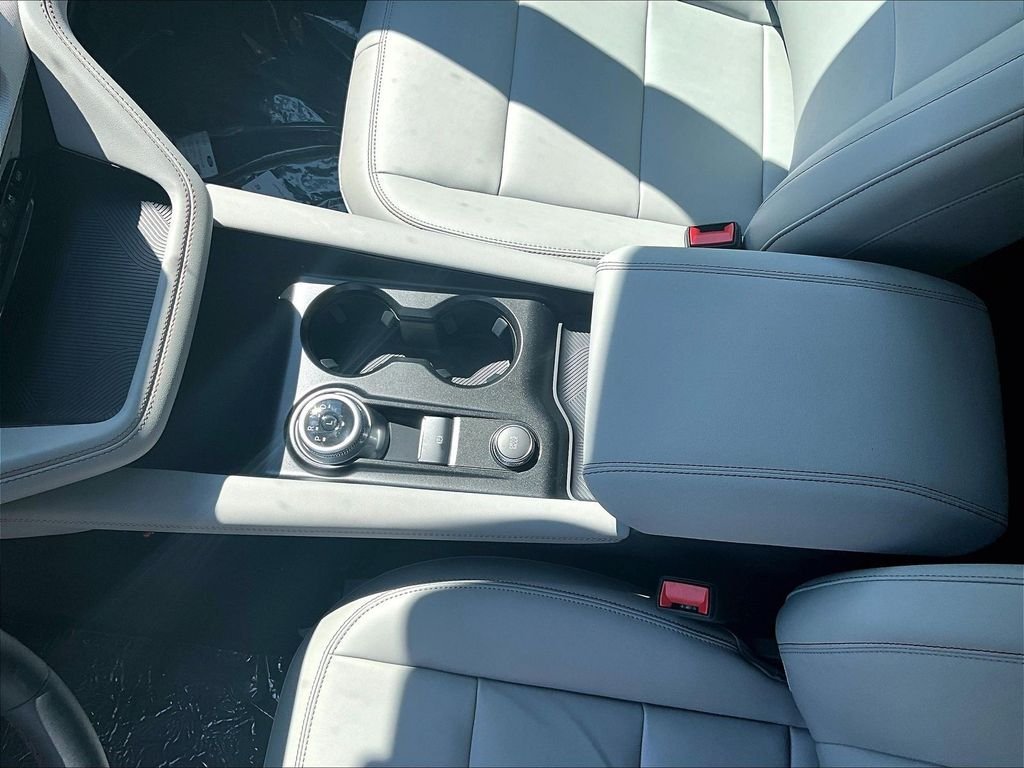New 2026 Carbonized Gray Metallic Ford Active image 9