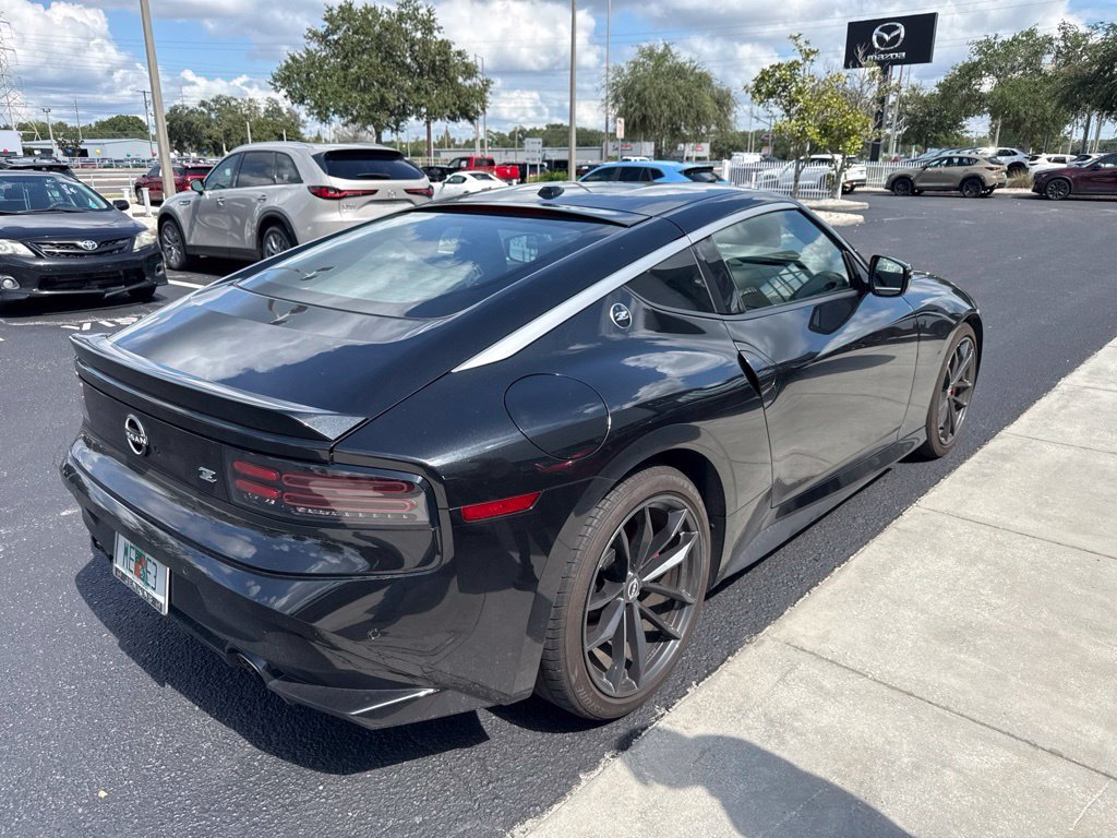 Used 2023 Black Nissan Performance image 5