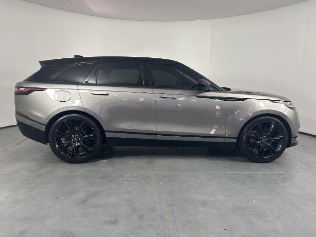 Used 2021 Silver Land Rover R-Dynamic HSE image 8