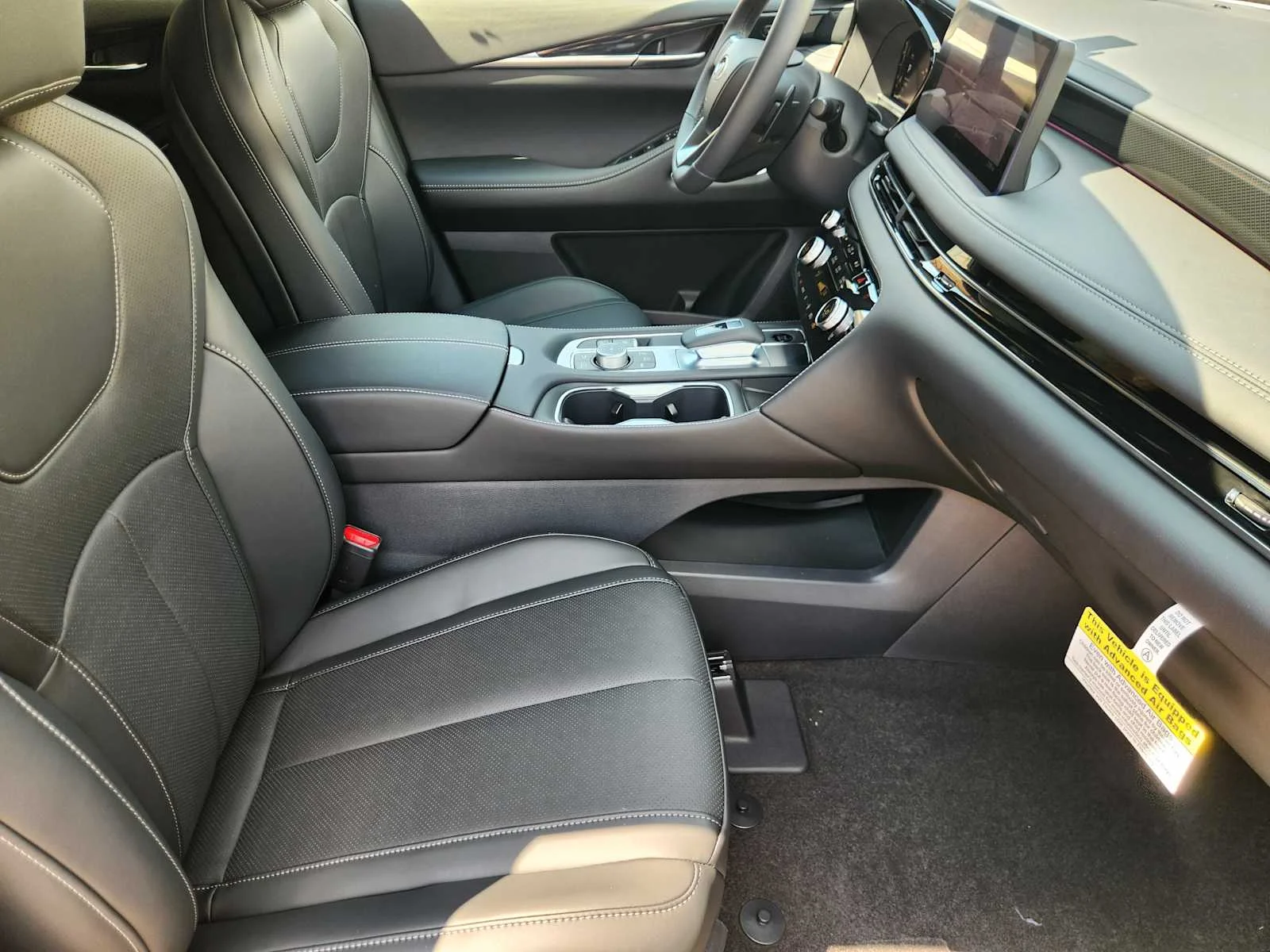New 2027 DEEP EMERALD INFINITI Sport AWD image 9