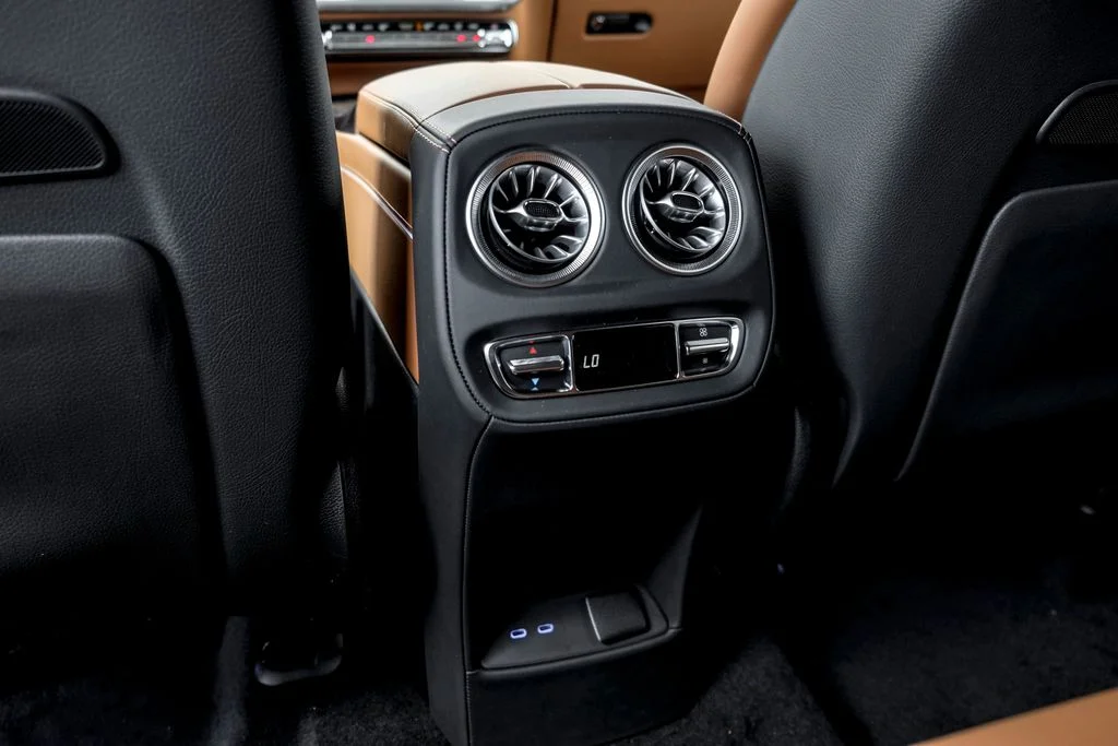 New 2026 MANUFAKTUR Deep Green Non-Metallic Mercedes-Benz G 63 AMG® image 21