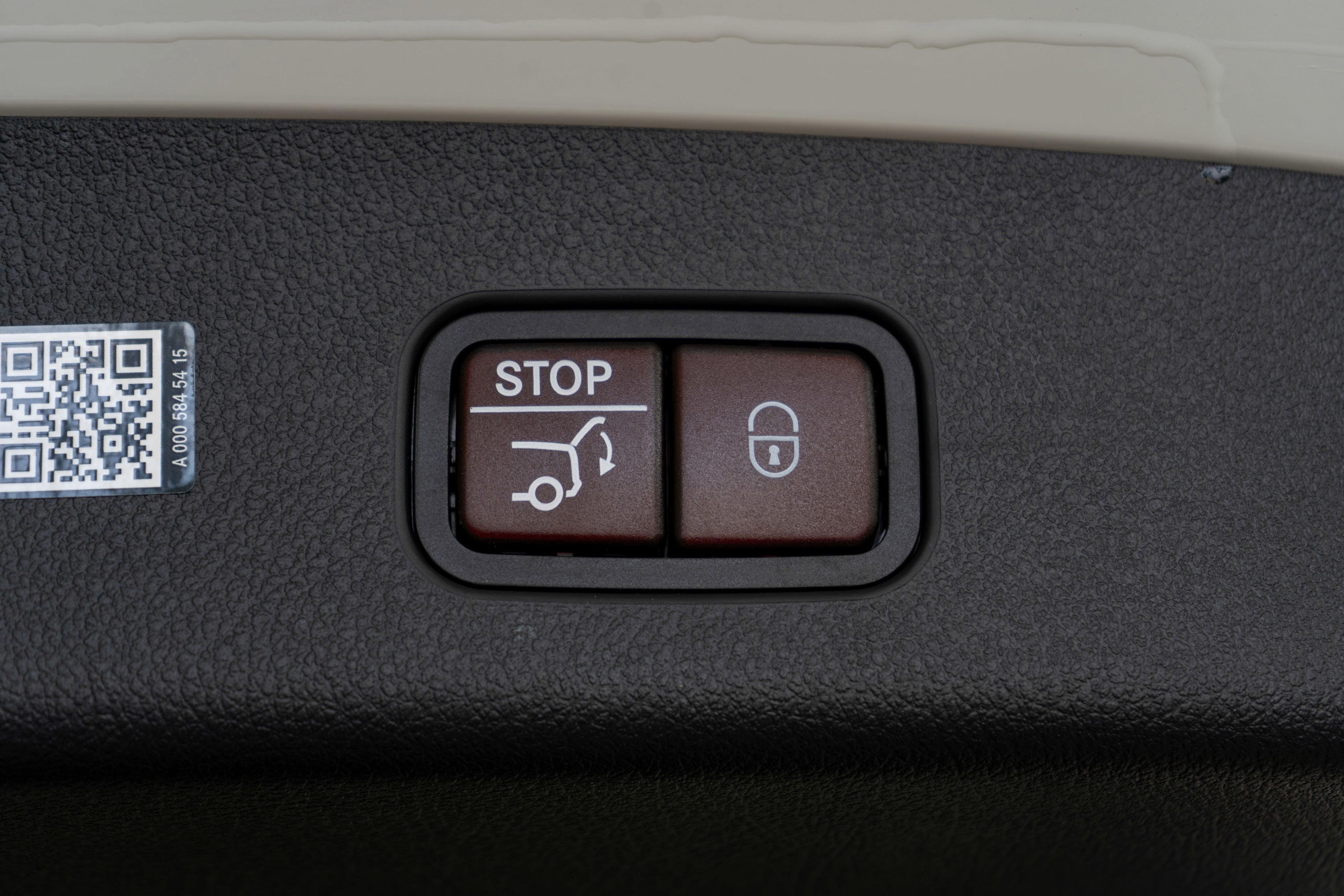 2025 Mercedes-Benz GLC AMG GLC43 - Photo 35