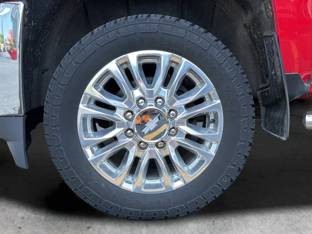 Used 2018 Red Chevrolet Work Truck image 37