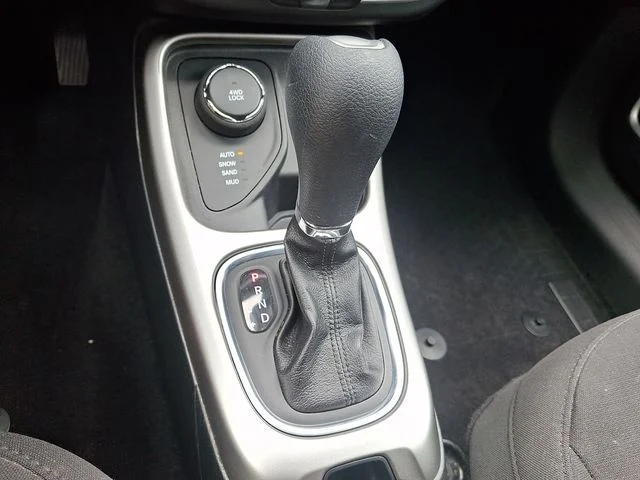 Used 2019 Silver Jeep Sport image 22