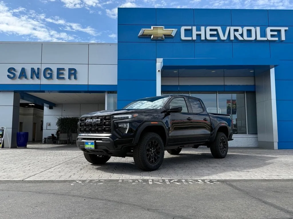 New 2026 Onyx Black GMC Elevation image 2