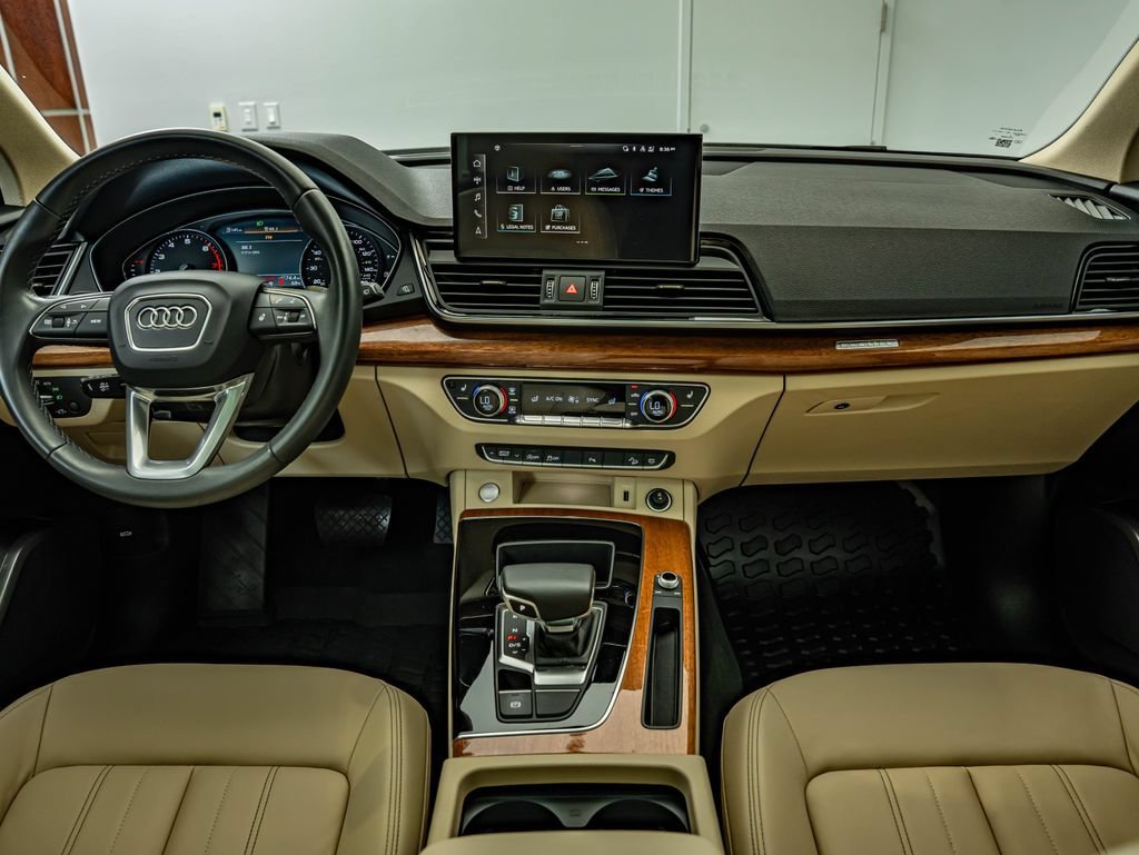 Used 2023 Glacier White Metallic Audi 45 S line Premium image 31