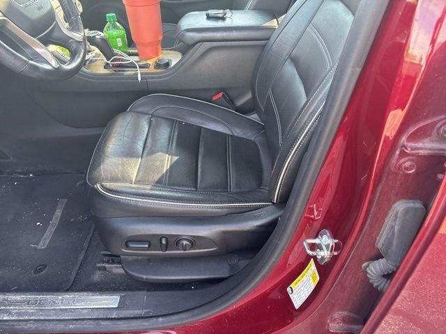Used 2017 Red GMC Denali image 7