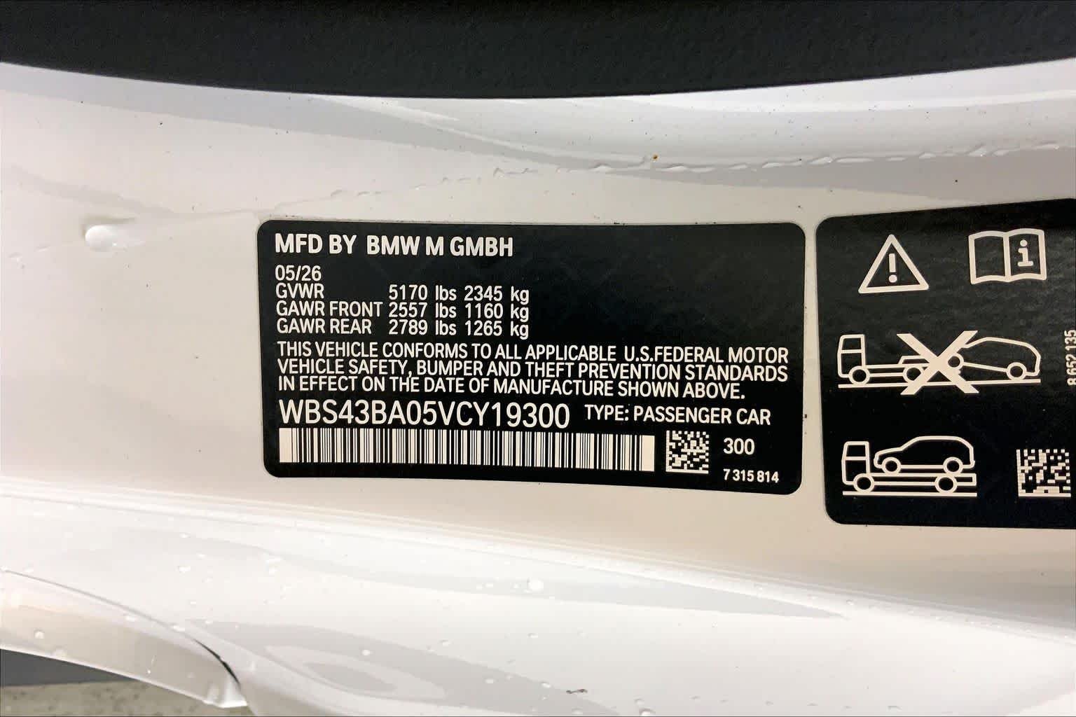 New 2027 Alpine White BMW Competition xDrive image 21