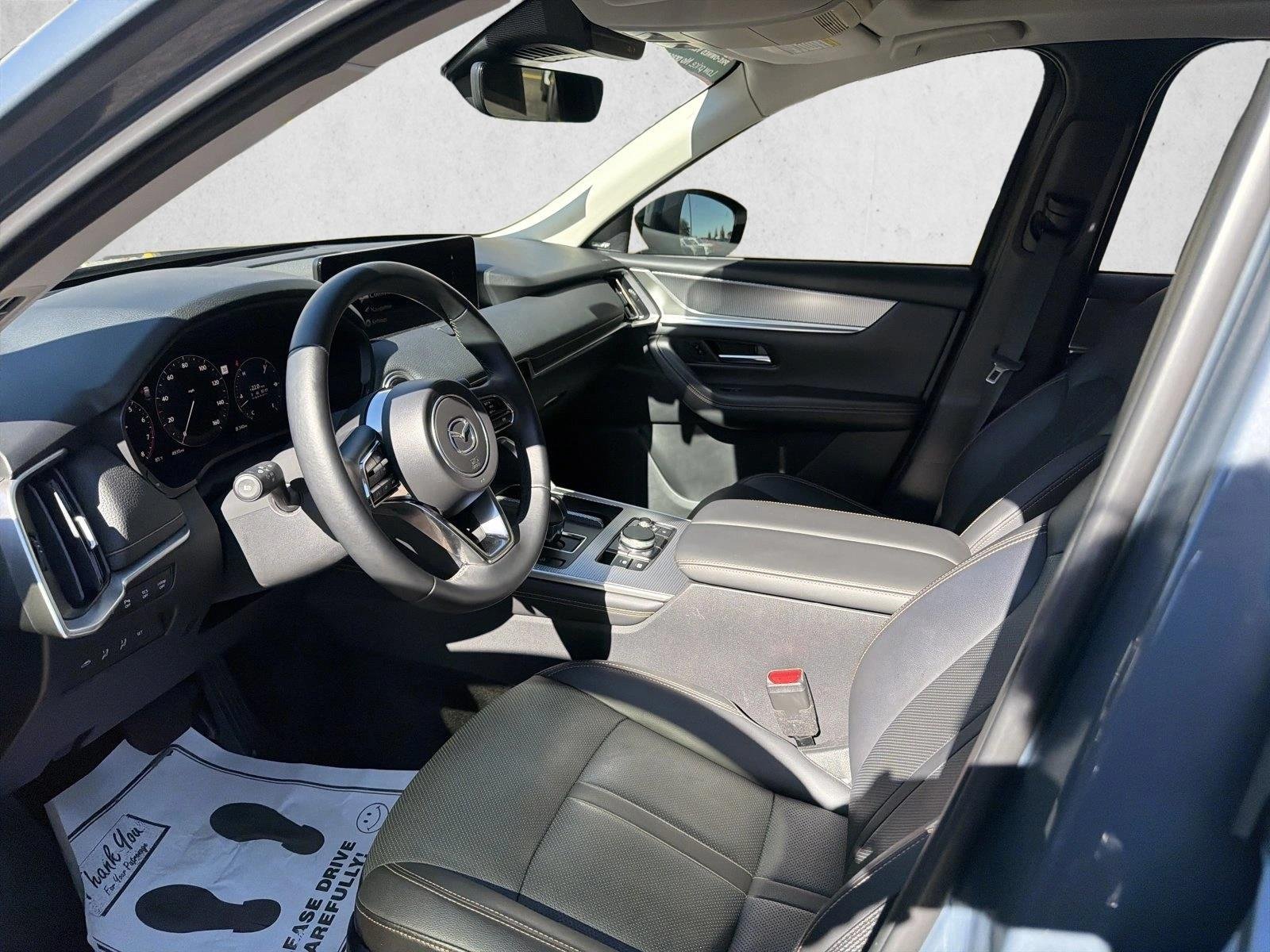 2026 Mazda CX-90 Premium Package - Photo 9