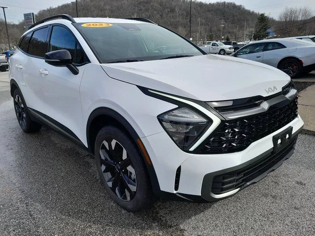 Used 2023 White Kia X-Line image 3