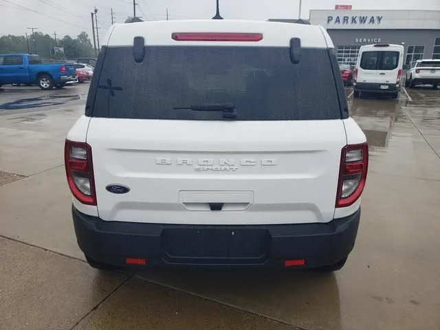 Used 2023 White Ford Big Bend image 5