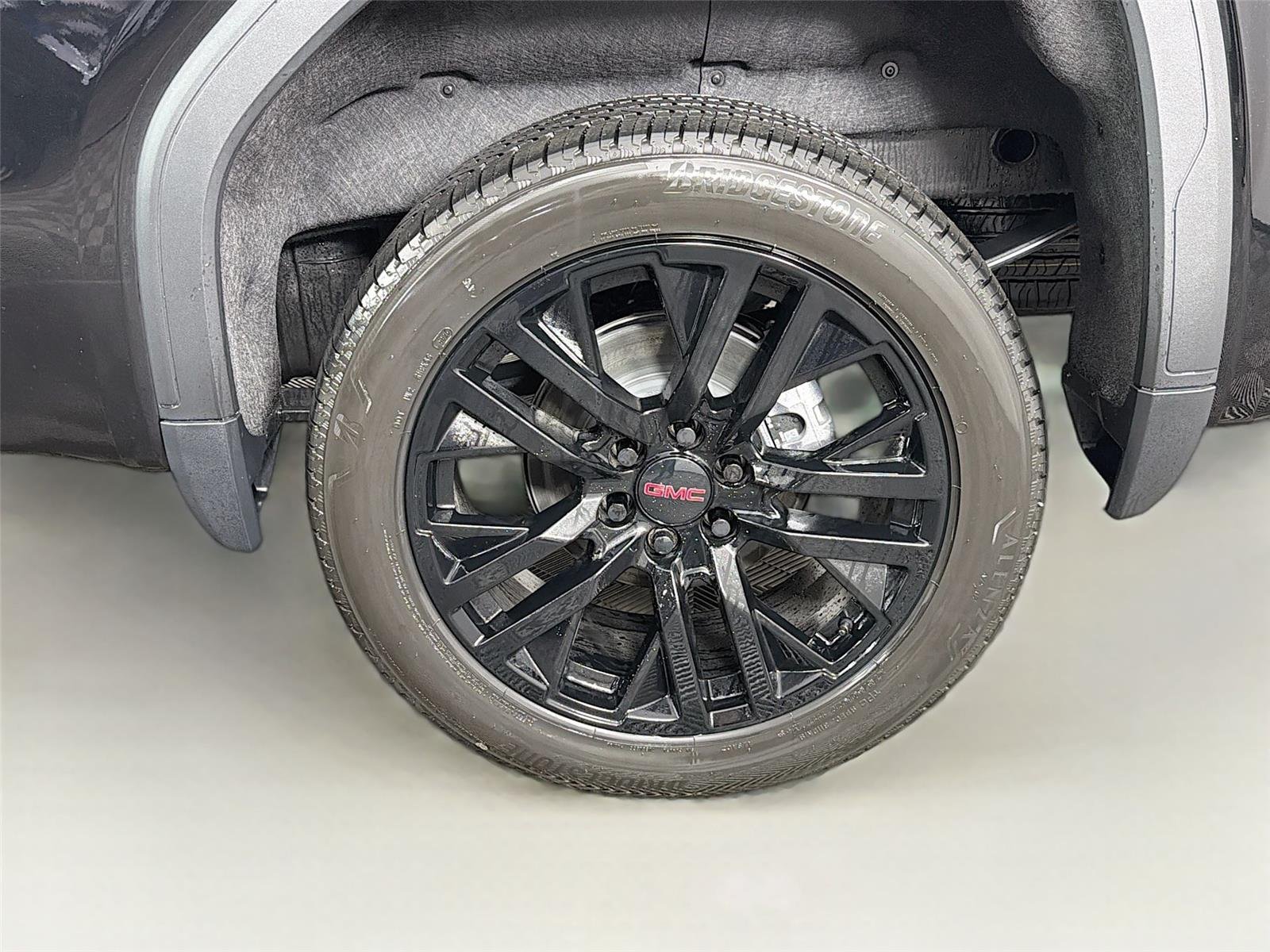 New 2026 Onyx Black GMC Elevation image 36