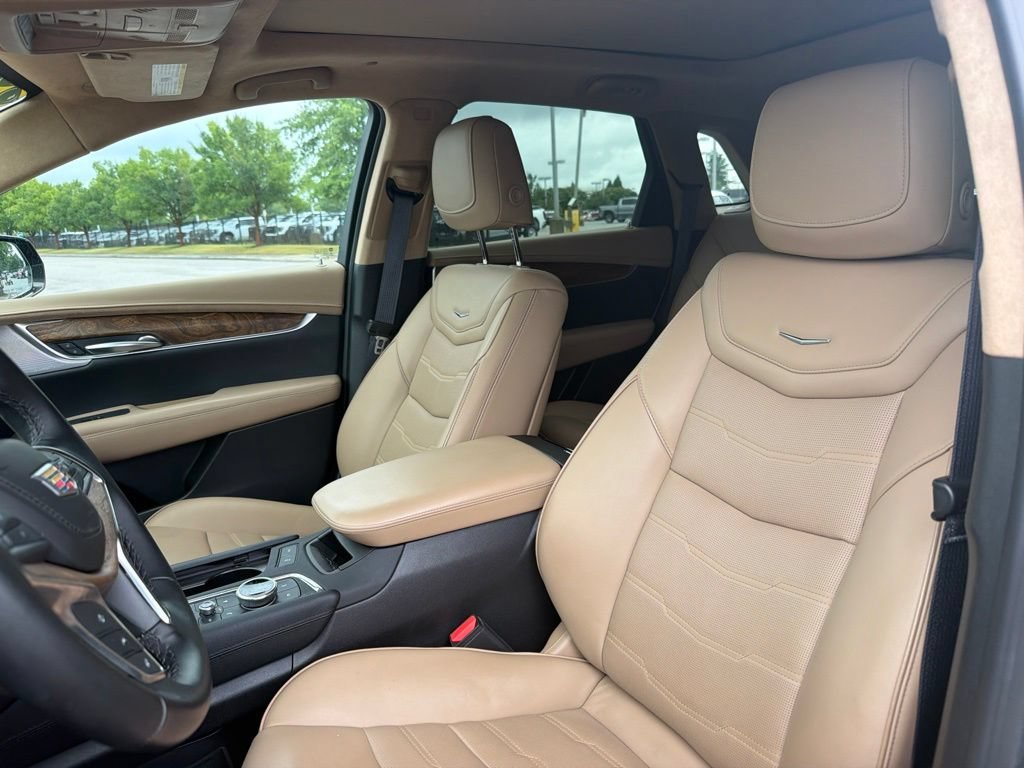 Certified Used 2023 Wilder Metallic Cadillac Premium Luxury image 7