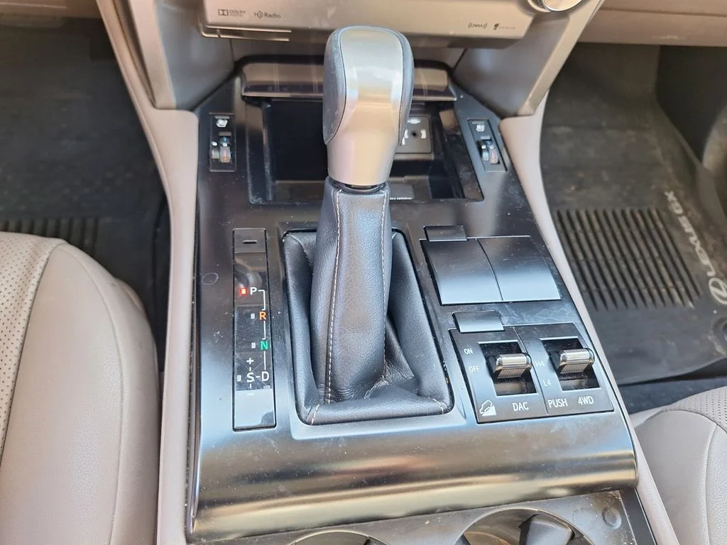 Used 2021 Blue Lexus 460 image 20