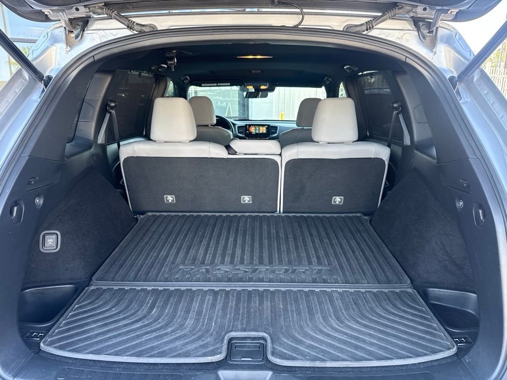 Used 2019 Gray Honda Elite image 22