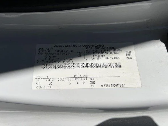 Used 2019 White Ford XL image 88