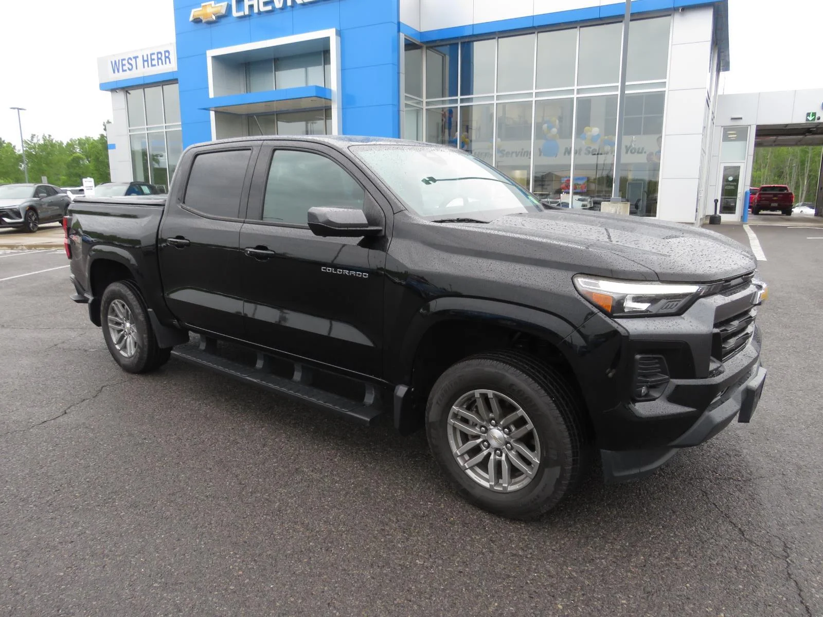 Used 2023 Black Chevrolet LT image 4