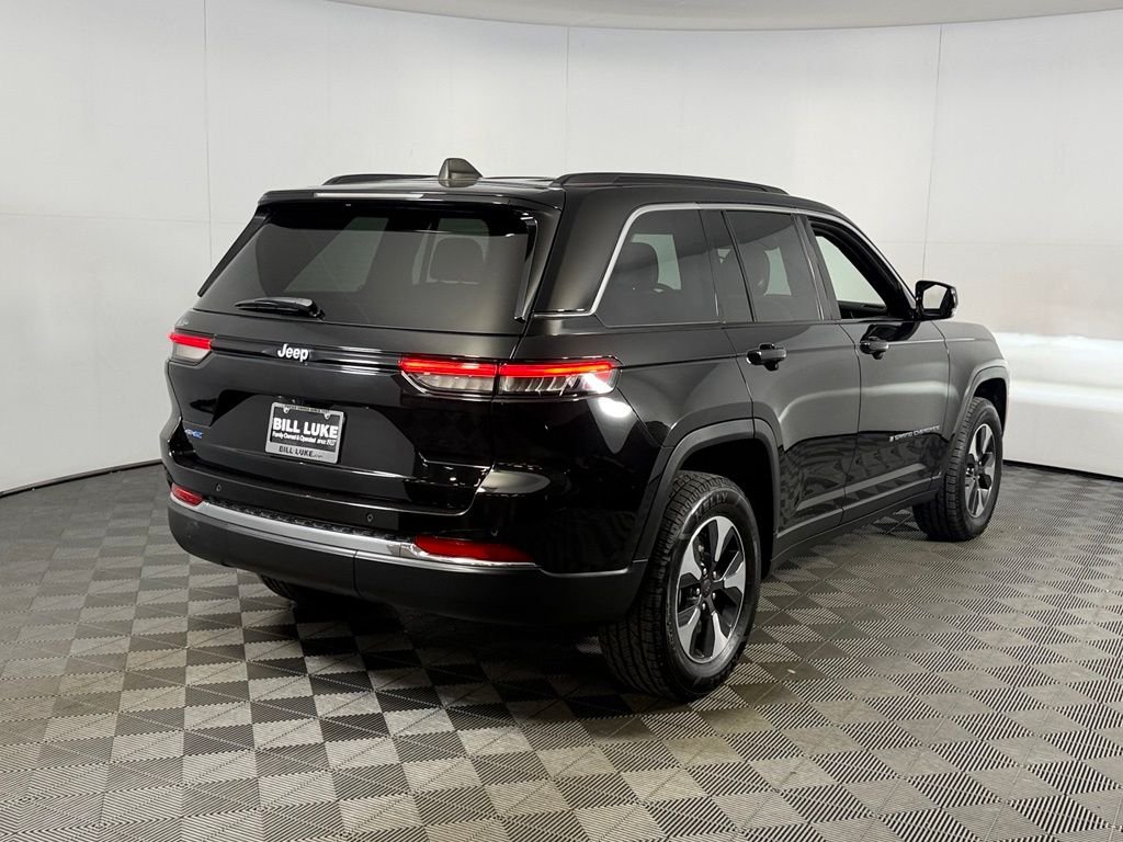 Certified Used 2024 Black Jeep 4xe image 7