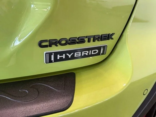 New 2026 CITRON YELLOW PEARL Subaru Limited Hybrid image 23