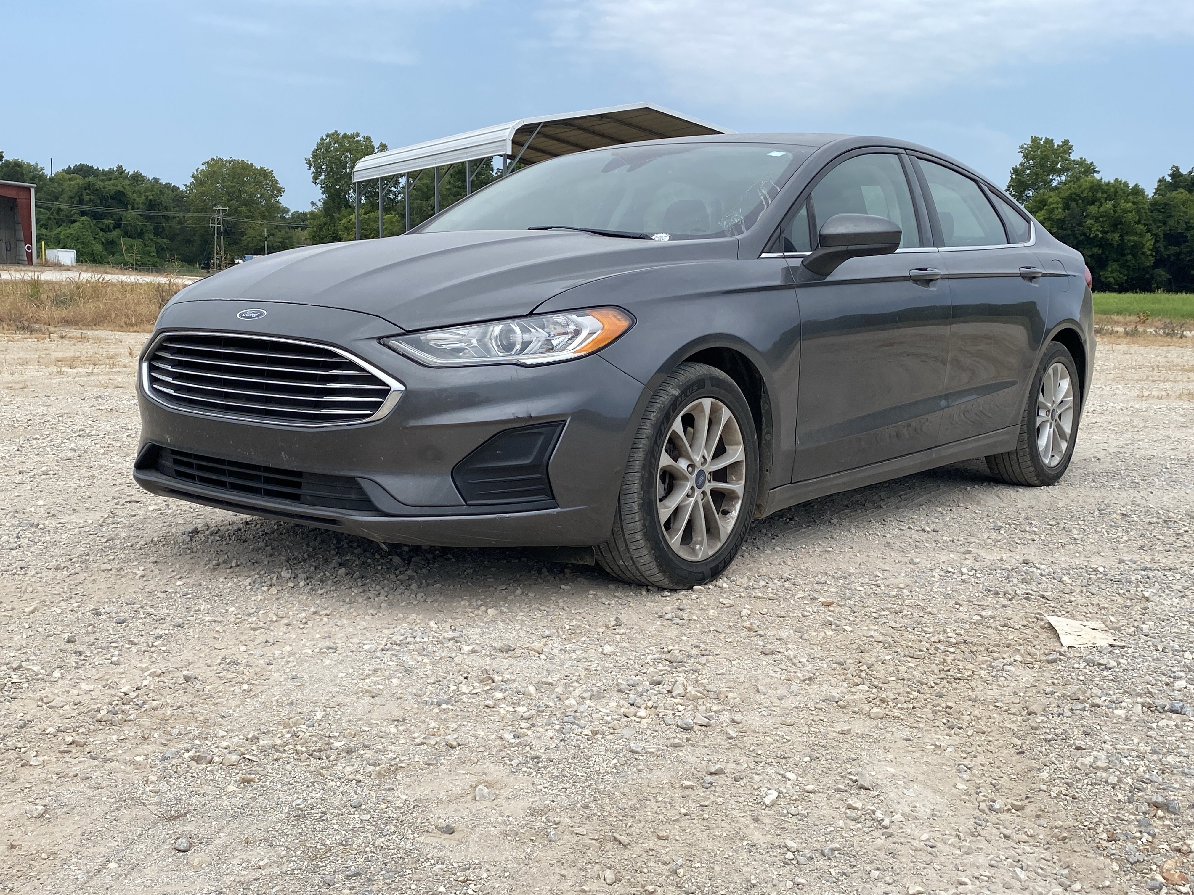 Used 2020  Ford SE image 9