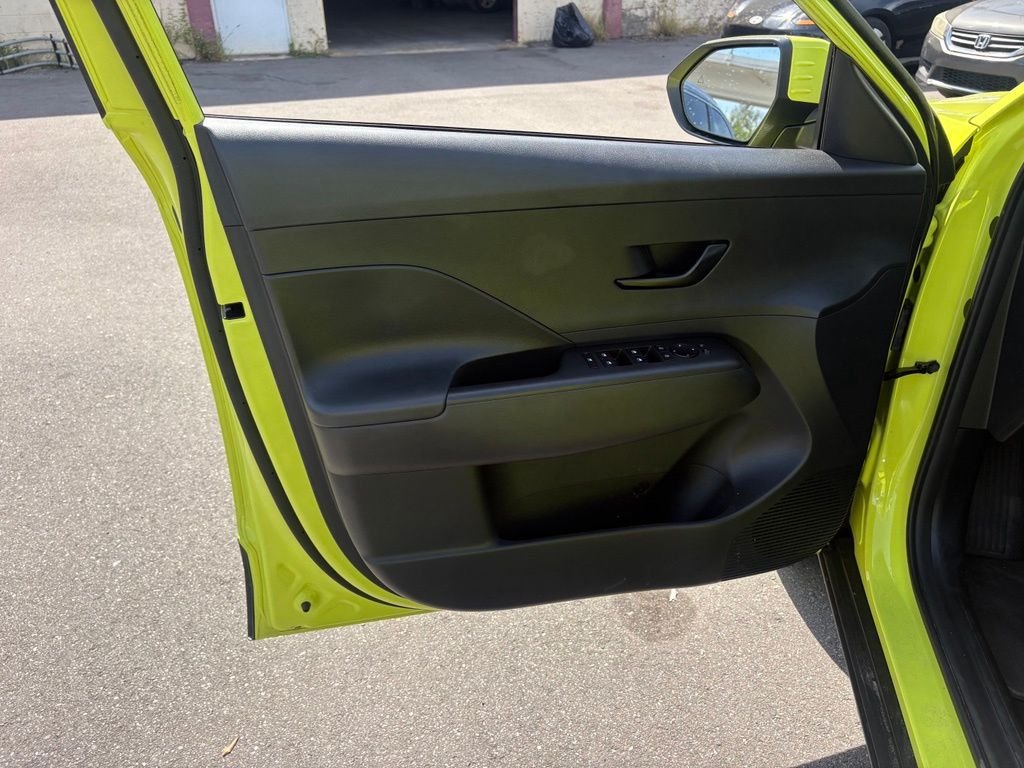2024 Hyundai Kona SEL - Photo 9