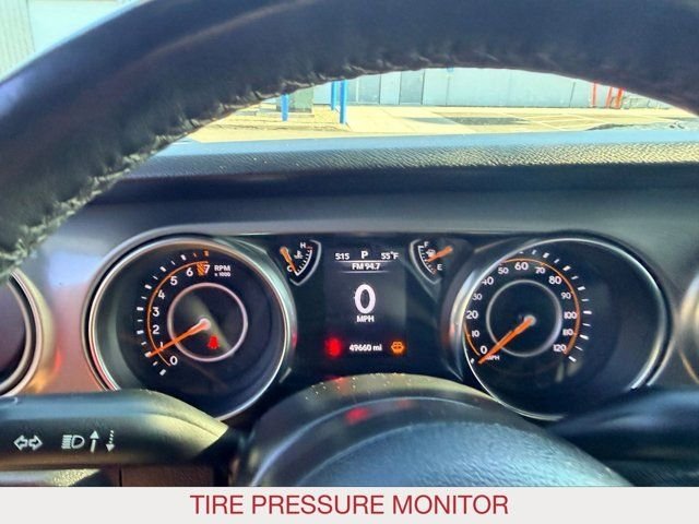 Certified Used 2022 Gray Jeep Unlimited Willys image 18