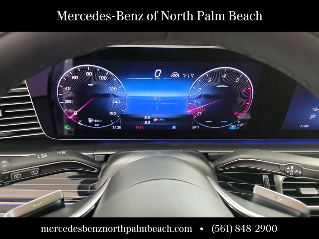 New 2026 Polar White Mercedes-Benz GLS 450 image 18