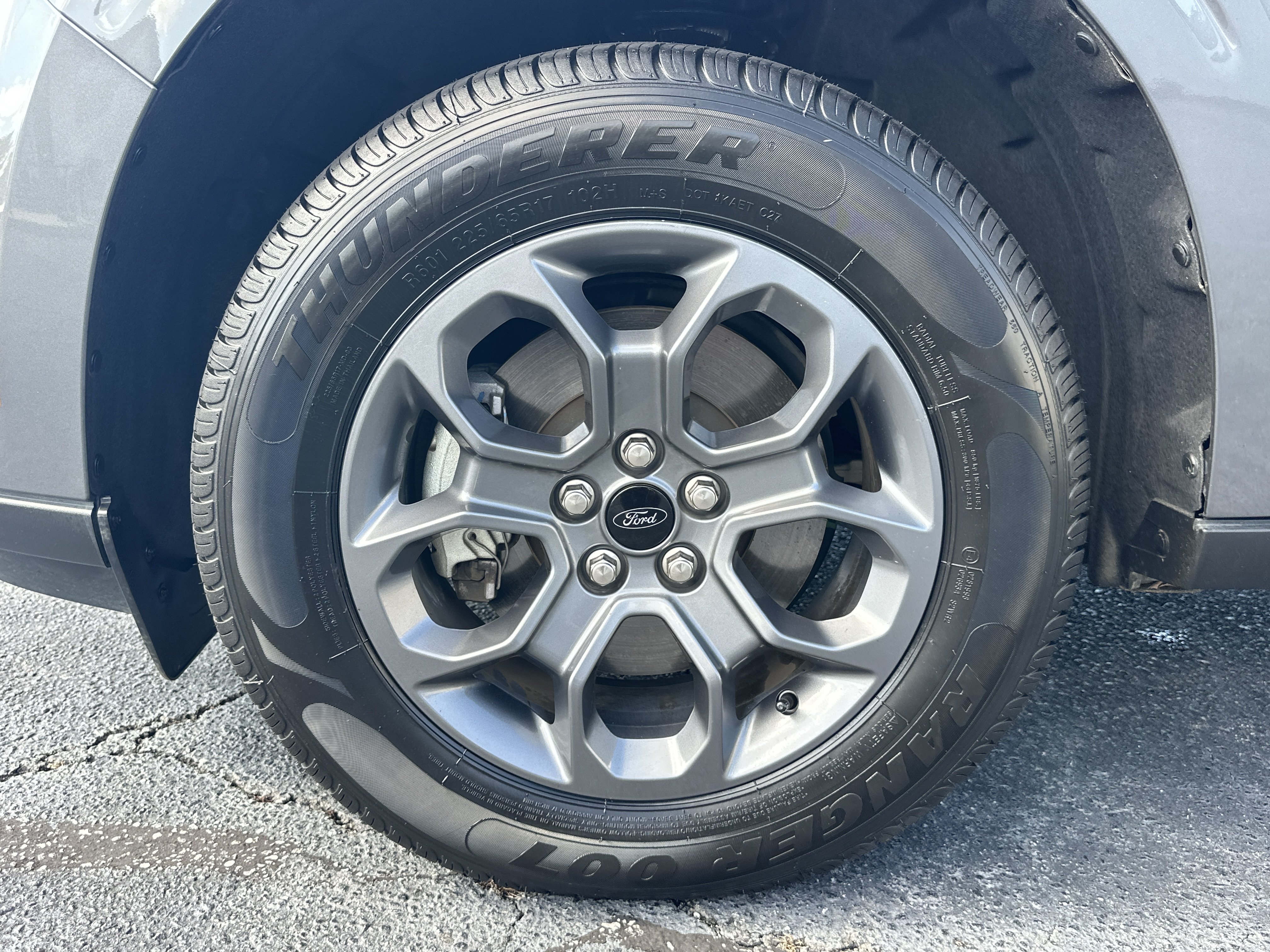 Used 2025 CARBONIZED GRAY Ford XLT image 12