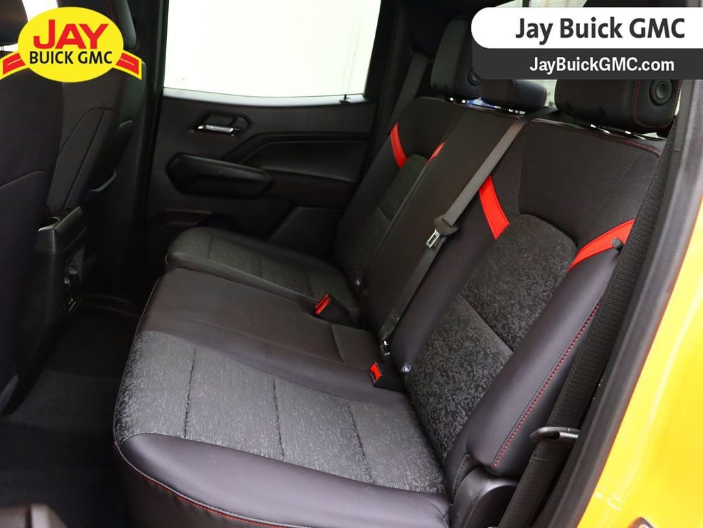 2026 Chevrolet Colorado Z71 - Photo 14