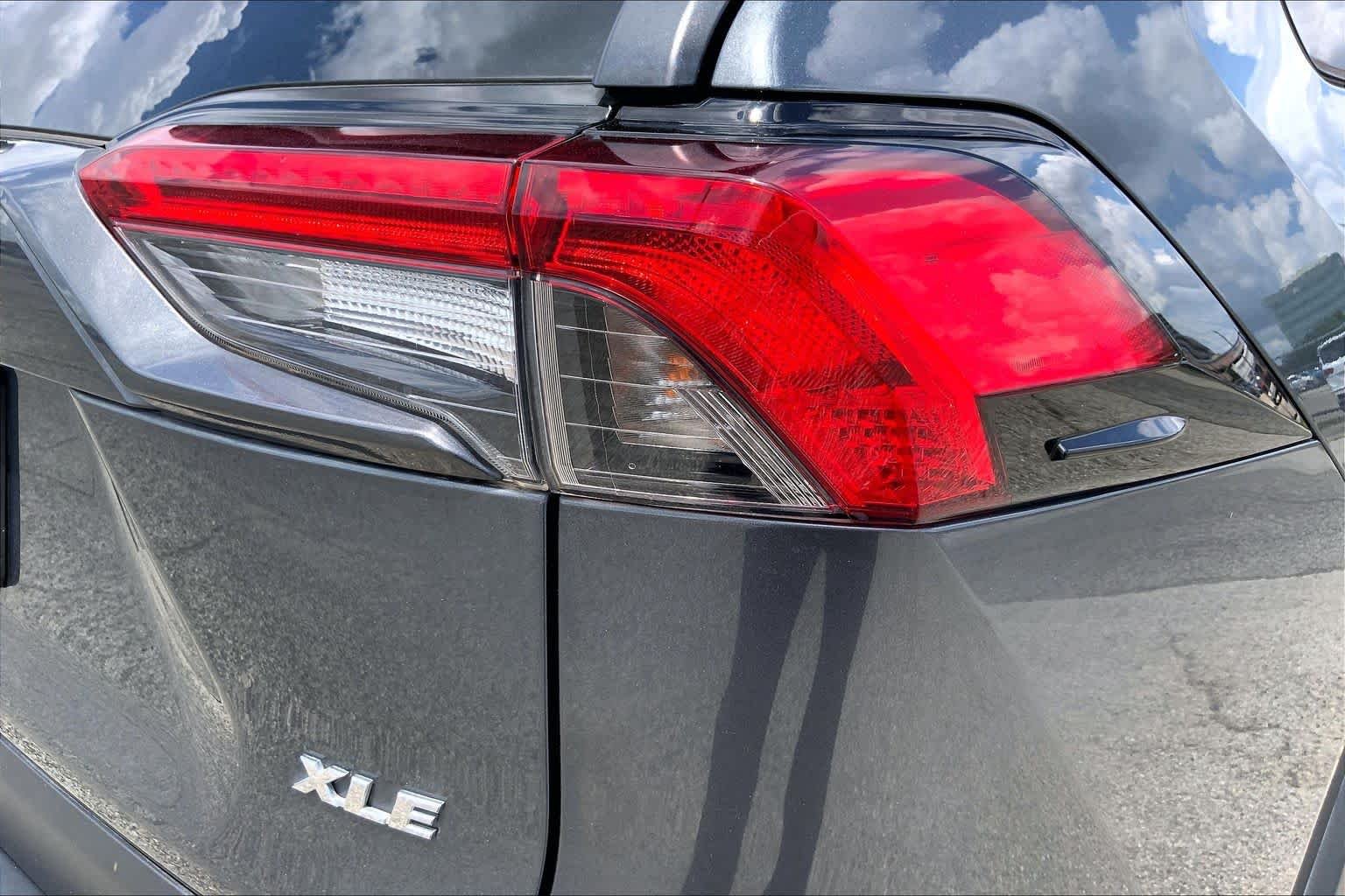 Used 2020 Magnetic Gray Metallic Toyota XLE image 30
