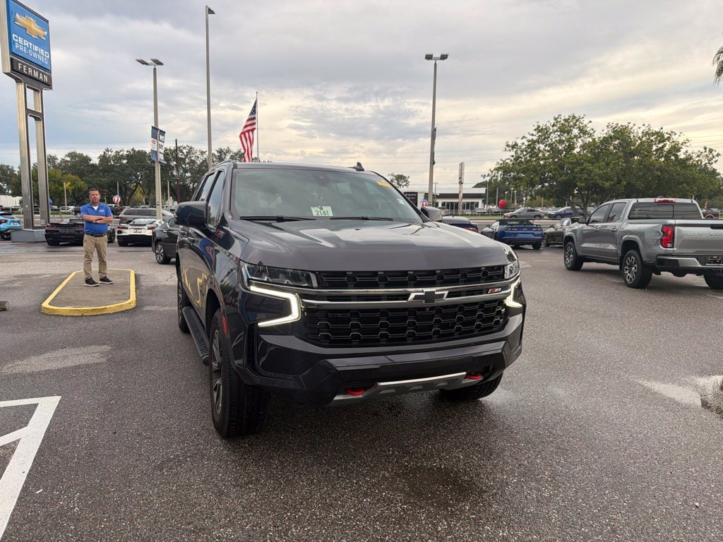 Used 2022 Gray Chevrolet Z71 image 17