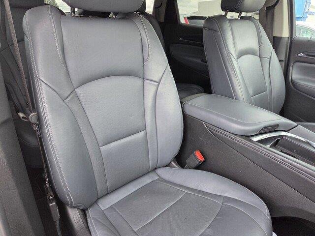 Used 2020 Summit White Buick Essence image 30