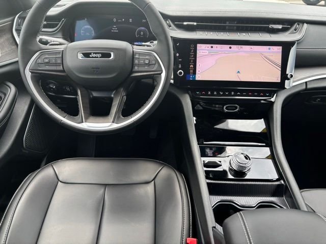 New 2026 Velvet Red Pearl-Coat Exterior Paint Jeep Altitude image 16