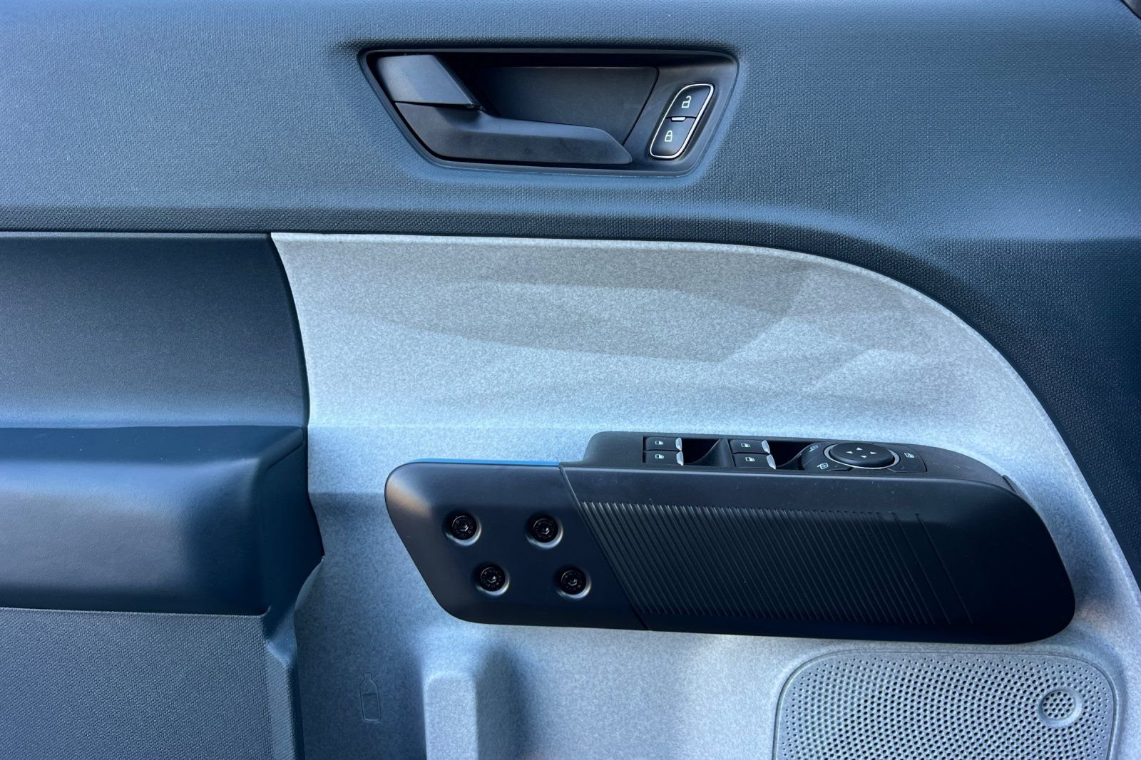 New 2025 Velocity Blue Ford XLT image 10